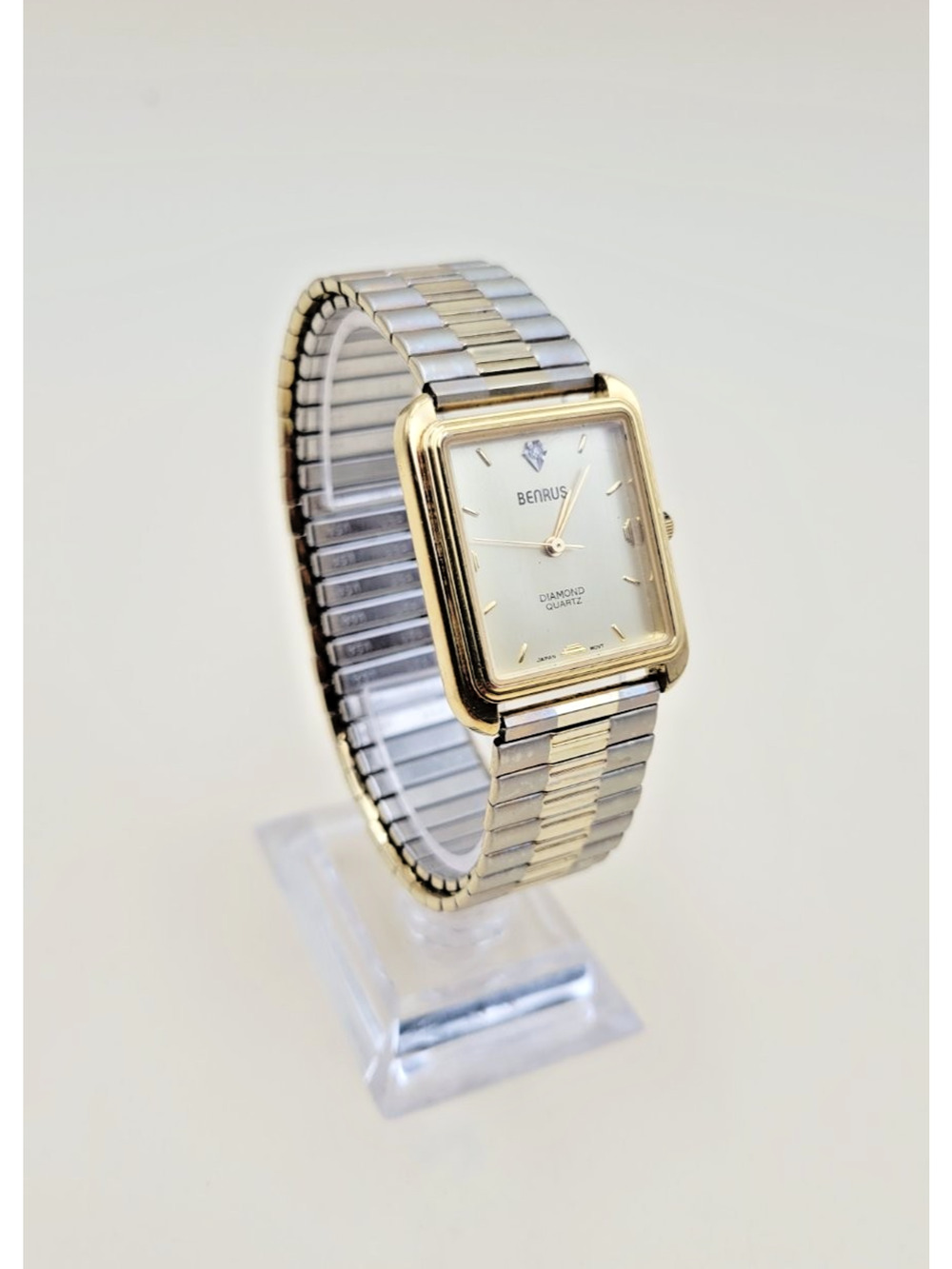 Vintage Benrus Diamond Quartz Mens Wristwatch Rectangular Two-Tone Dress Watch